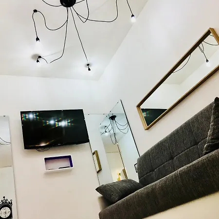 Daire City Center Flat In *